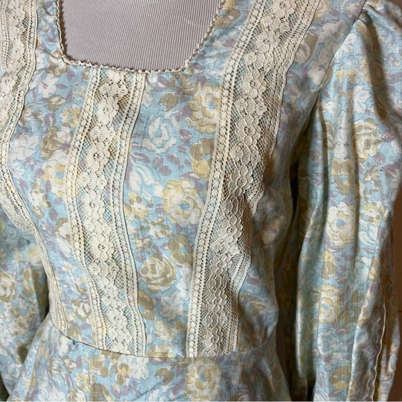 Bohemian Floral Square Neck Peplum Button Up At Back Lace Long Sleeve Blouse S - Picture 2 of 6
